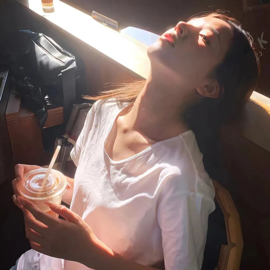 两个玛吉·摩尔